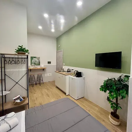 Center House Mery&ines