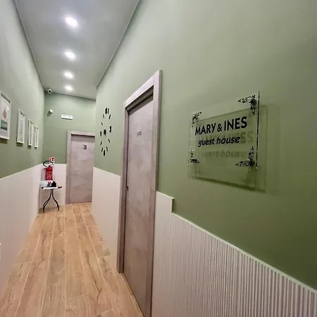 Center House Mery&ines Pensionat Neapel