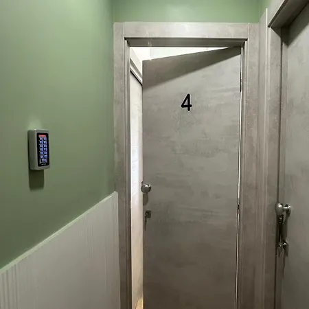 Pensionat Center House Mery&ines Neapel